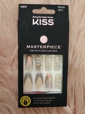 Brand New KISS MASTERPIECE False Nails-L